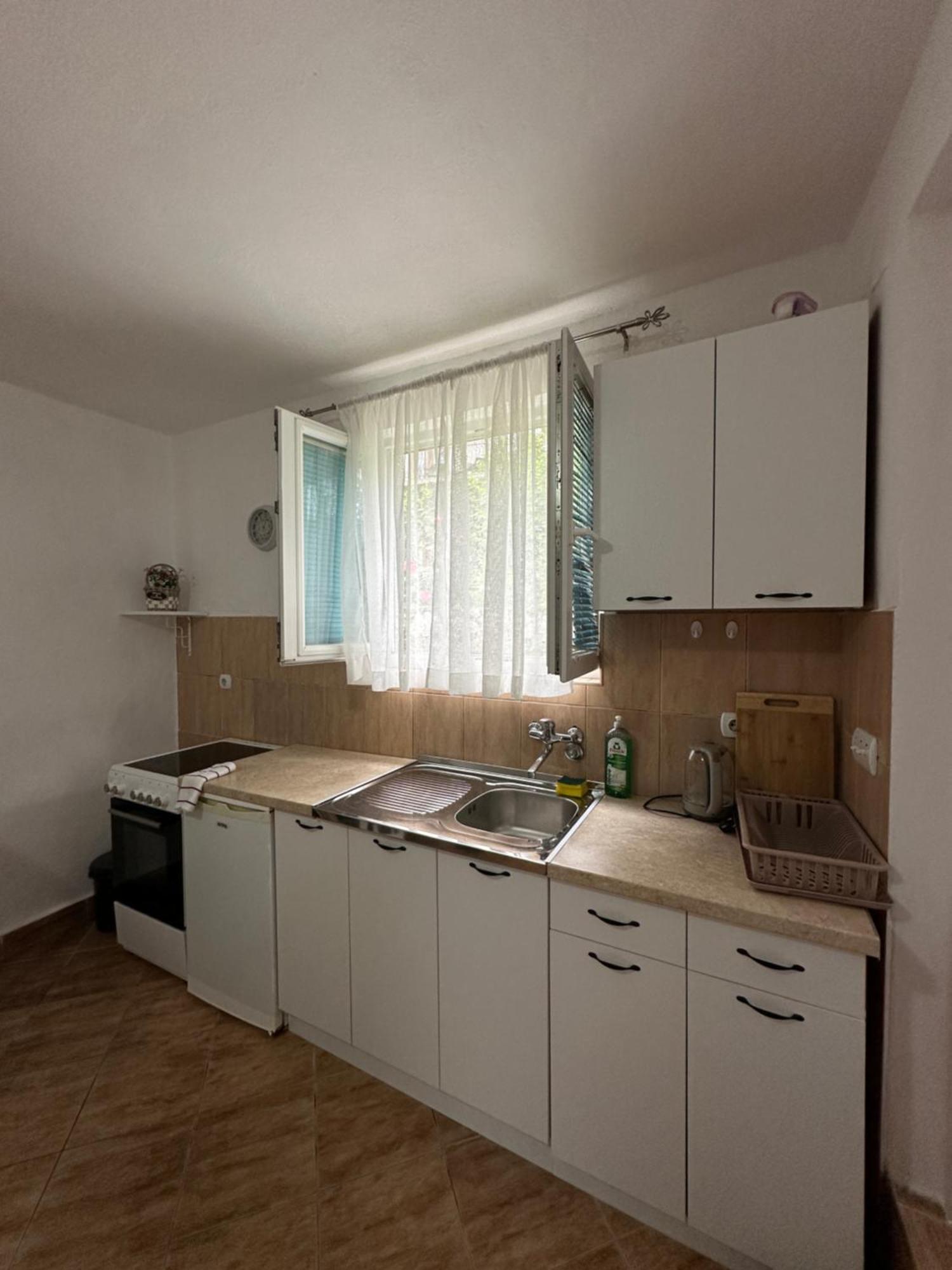 Apartman Nina Рисан Экстерьер фото
