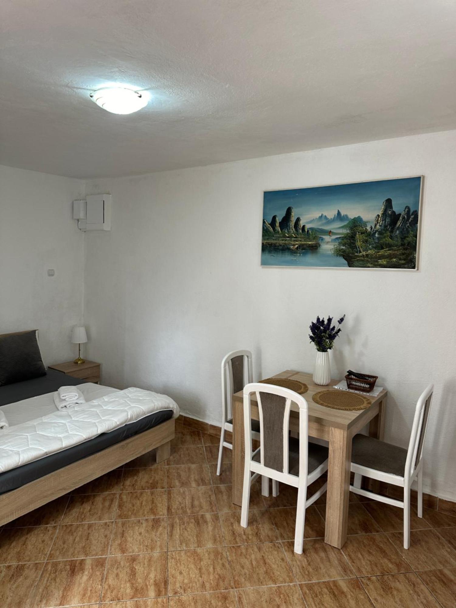 Apartman Nina Рисан Экстерьер фото