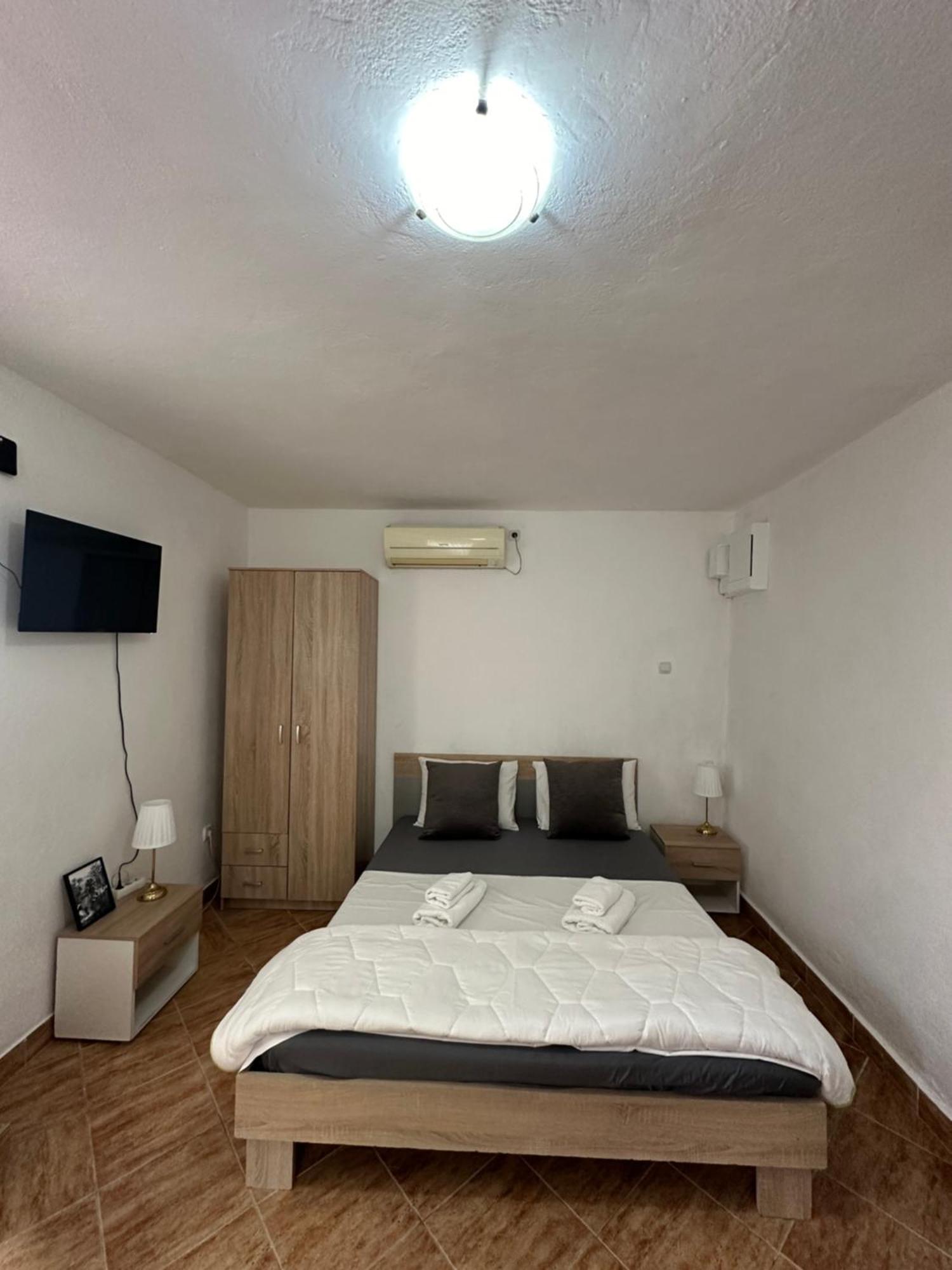 Apartman Nina Рисан Экстерьер фото